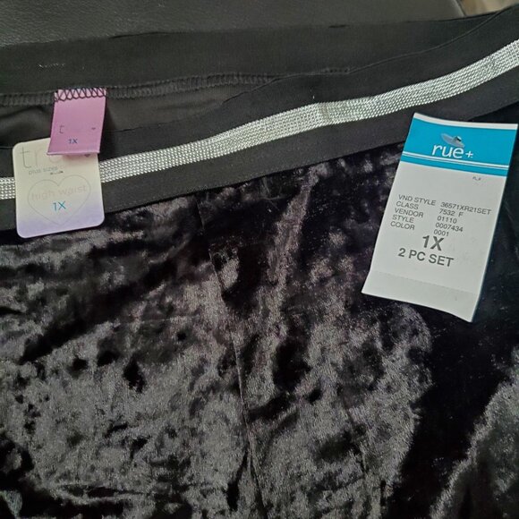 Panty & Bra Set 1X Black Velour Silver Trim Sexy rue21 - Picture 3 of 13